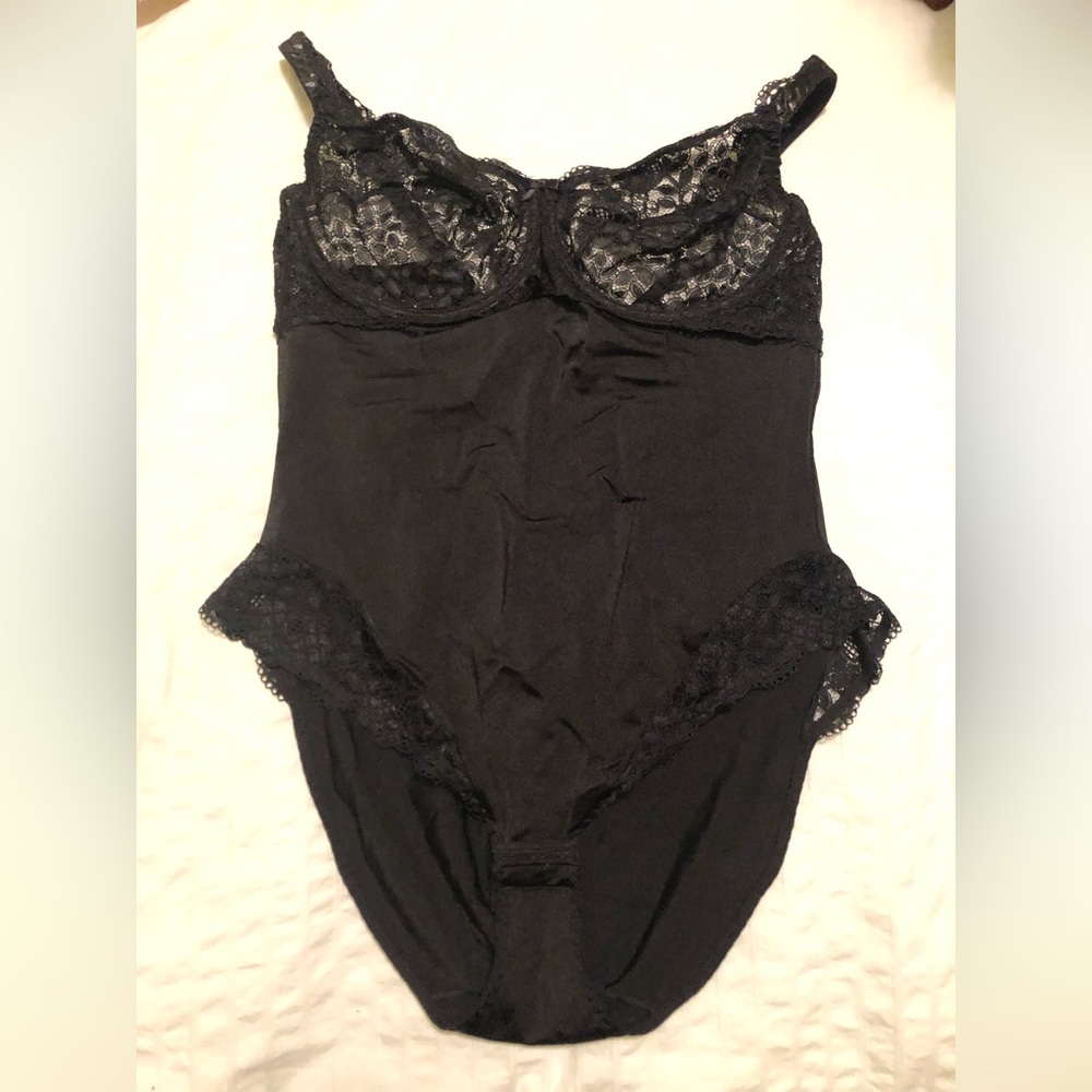 Vintage Lejaby bodysuit size 40C